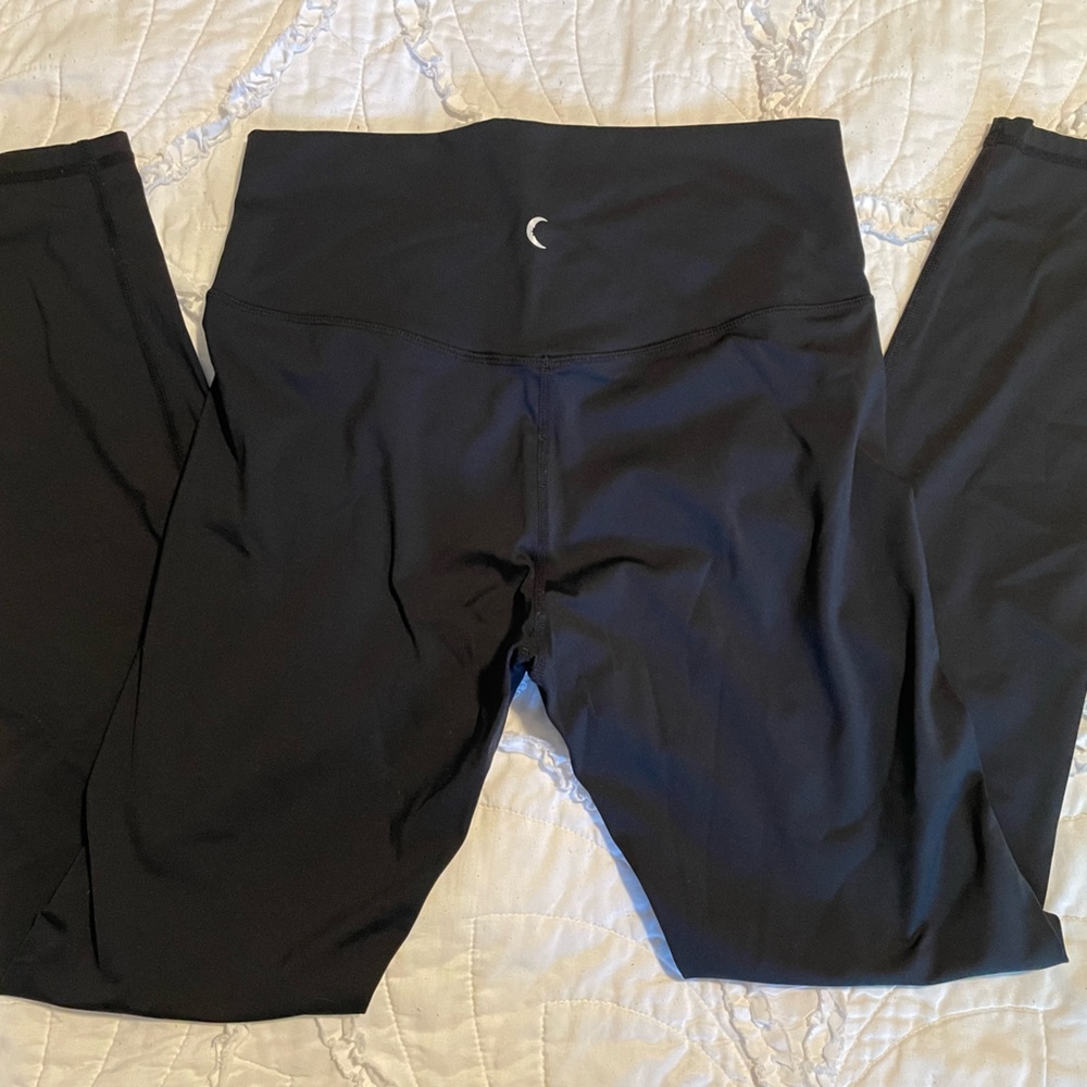 Black zyia leggings